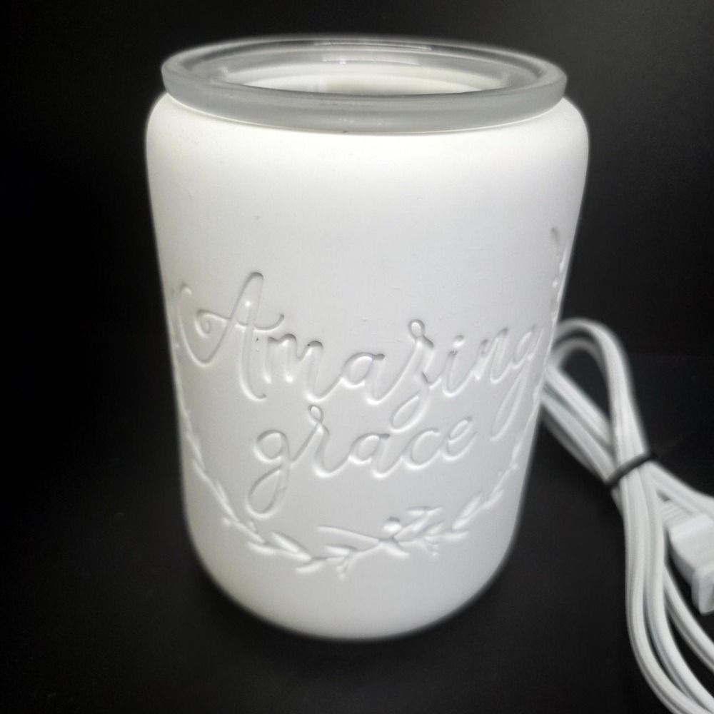 Scentsy Wax Warmer Amazing Grace White Electric Bird Silhouette Home Fragrance